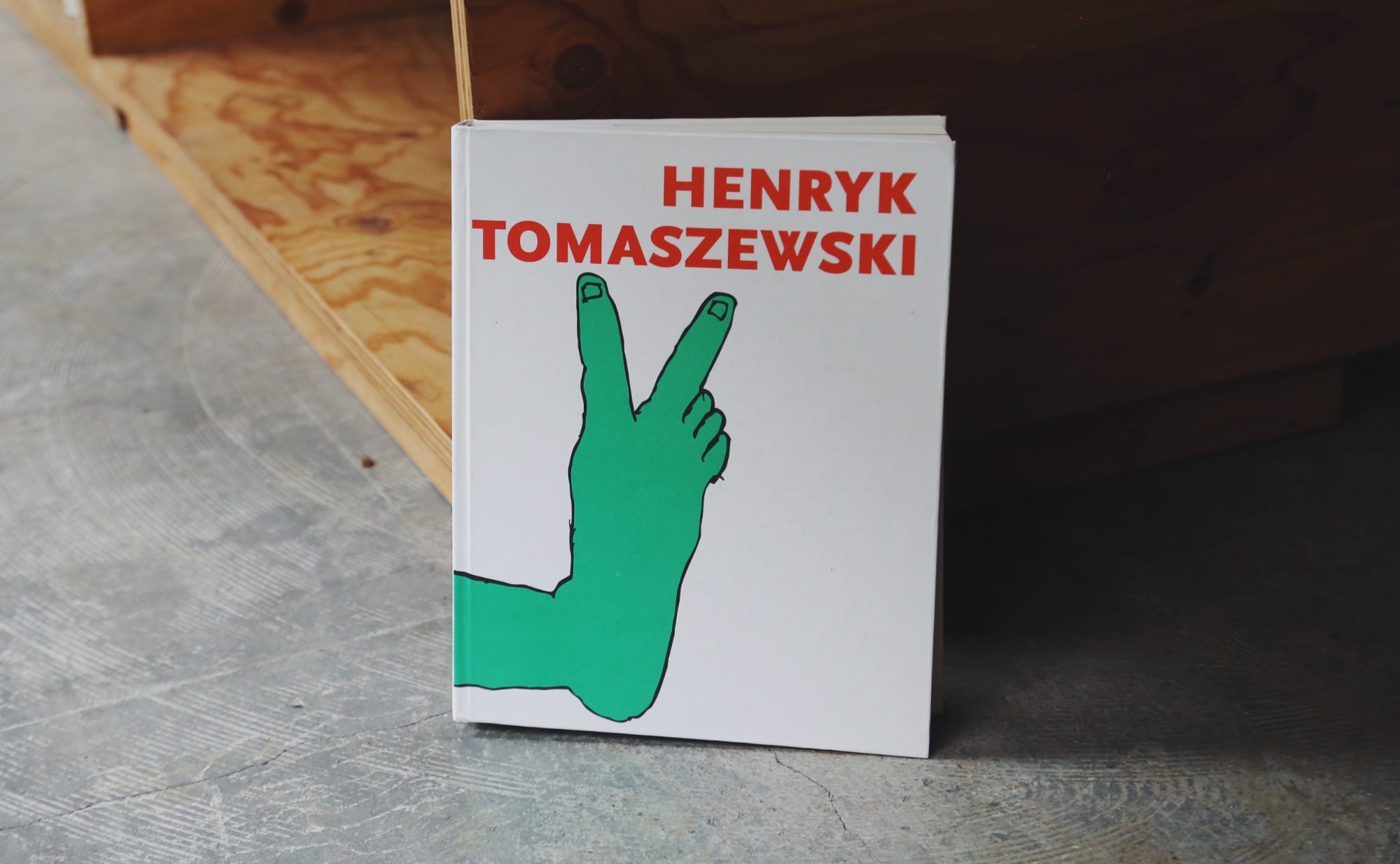 ポーランドポスターの草分け。トマシェフスキのグラフィックデザイン。
