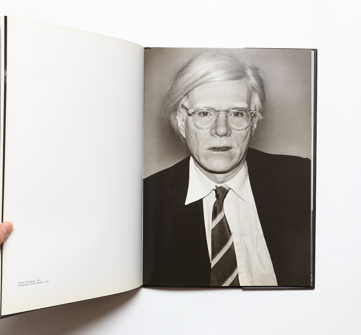 プレゼント サプライズ JOHN SWANNELL Twenty Years On 写真集 古本