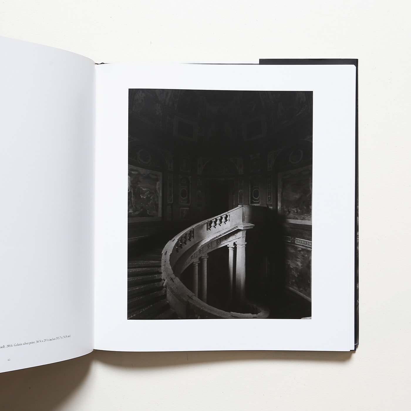 Hiroshi Sugimoto: Gates of Paradise | 杉本博司 | nostos books 