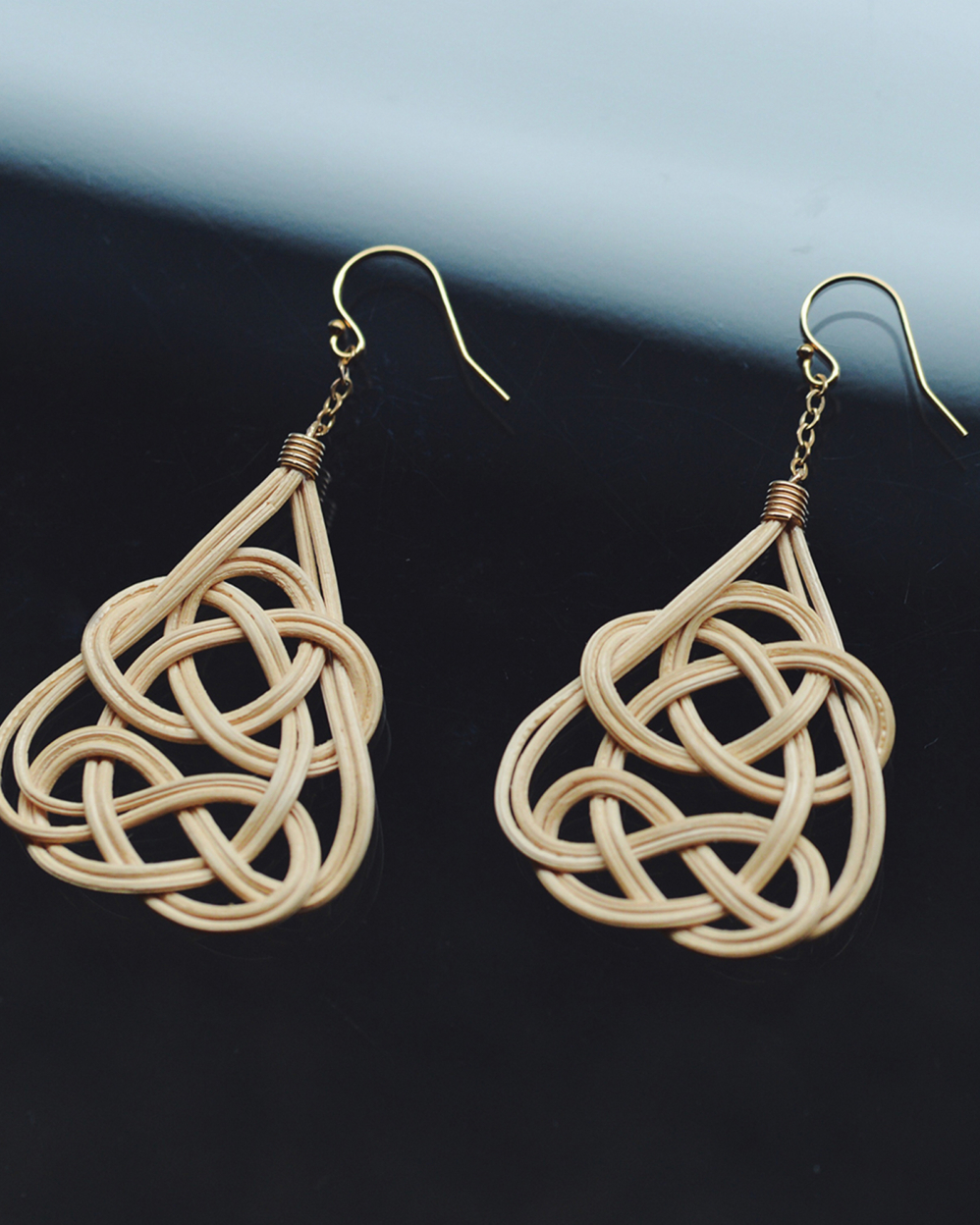 ARABESQUE Earrings 1