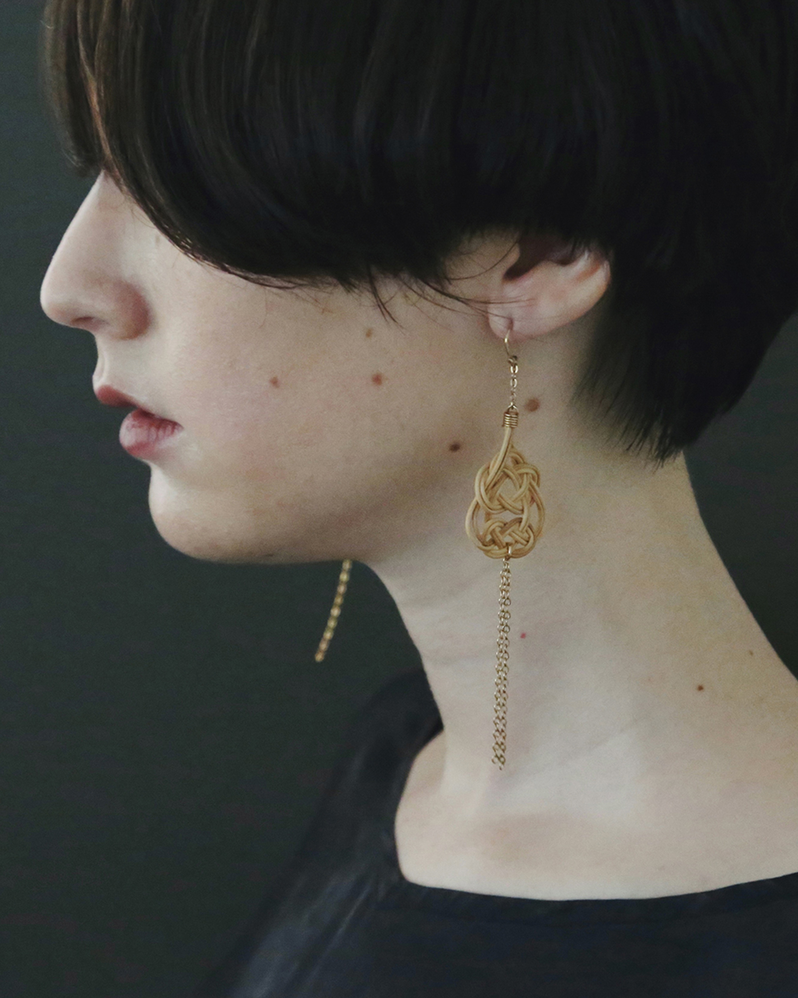 ARABESQUE Earrings 2 | SIRI SIRI | nostos books ノストスブックス