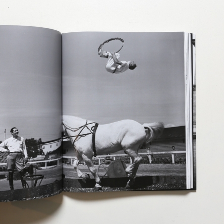 Stanley Kubrick Photographs: Through a Different Lens | スタンリー・キューブリック 写真集 |  nostos books ノストスブックス