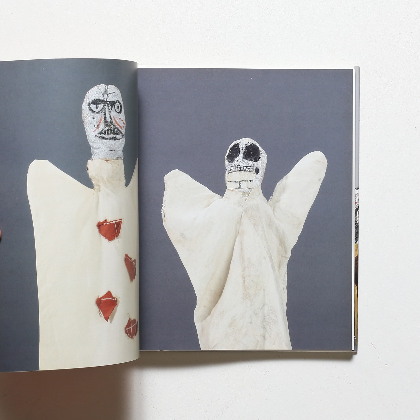 紹介記事よりHand Puppets / Paul Klee (著) パウル・クレー