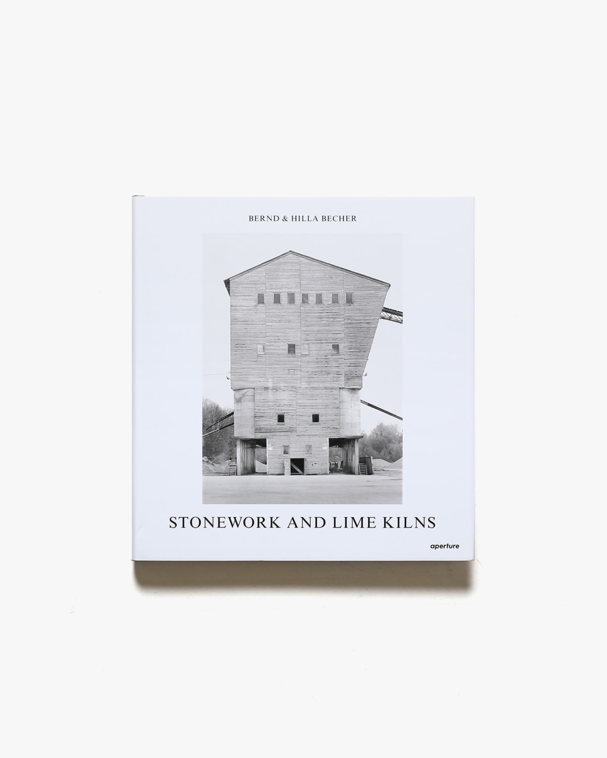 Stonework and Lime Kilns | Bernd Becher、Hilla Becher ベッヒャー夫妻写真集