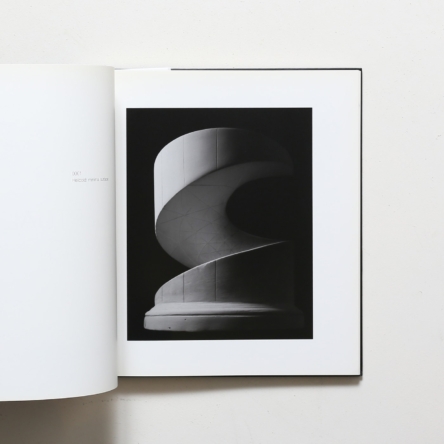 Hiroshi Sugimoto: Conceptual Forms and Mathematical Models | 杉本 