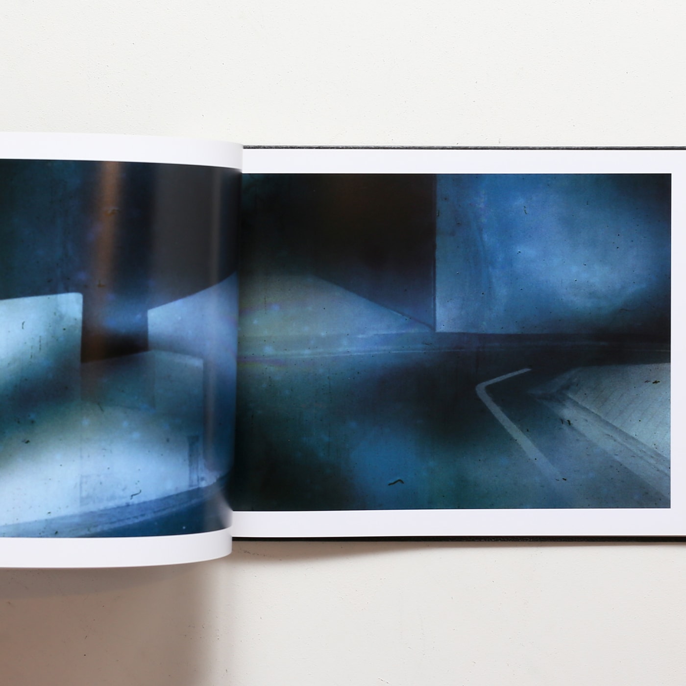 Daisuke Yokota: site／cloud | 横田大輔 | nostos books ノストスブックス