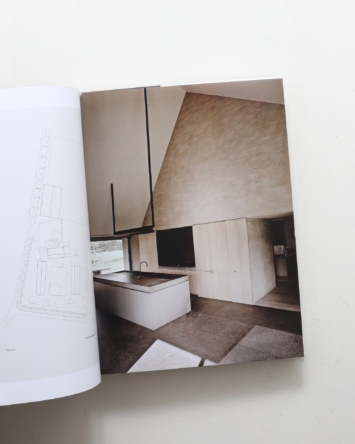 nsts-08813
