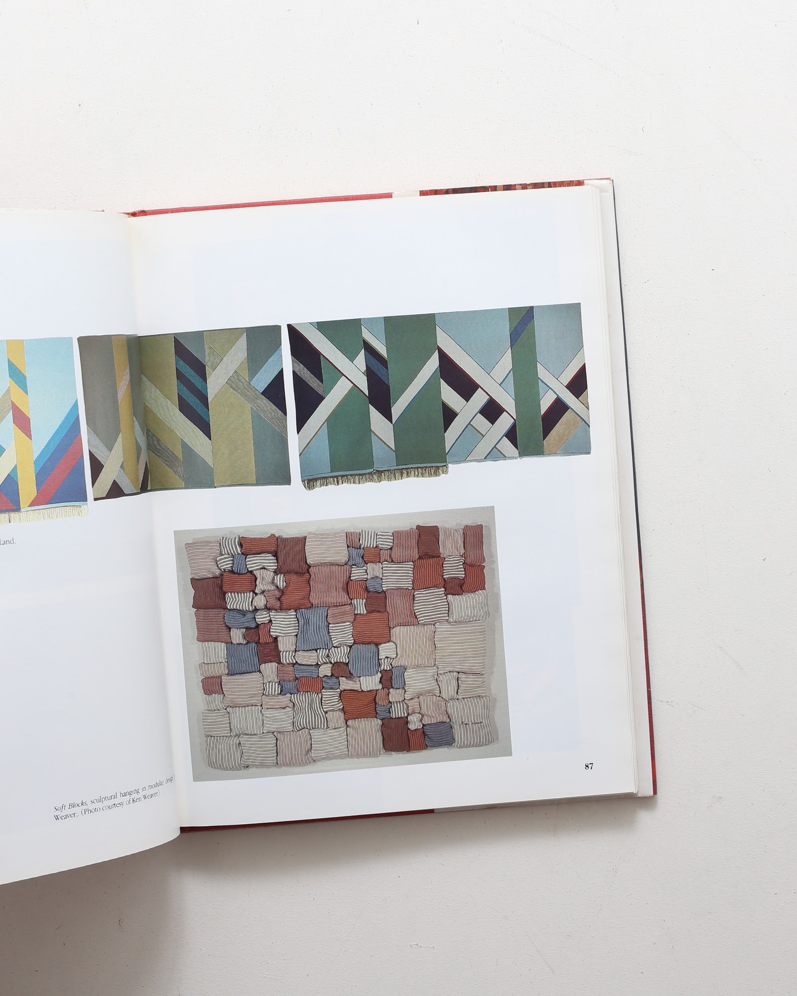THE WEAVING BOOK 機織り hq720.jpg?sqp=-