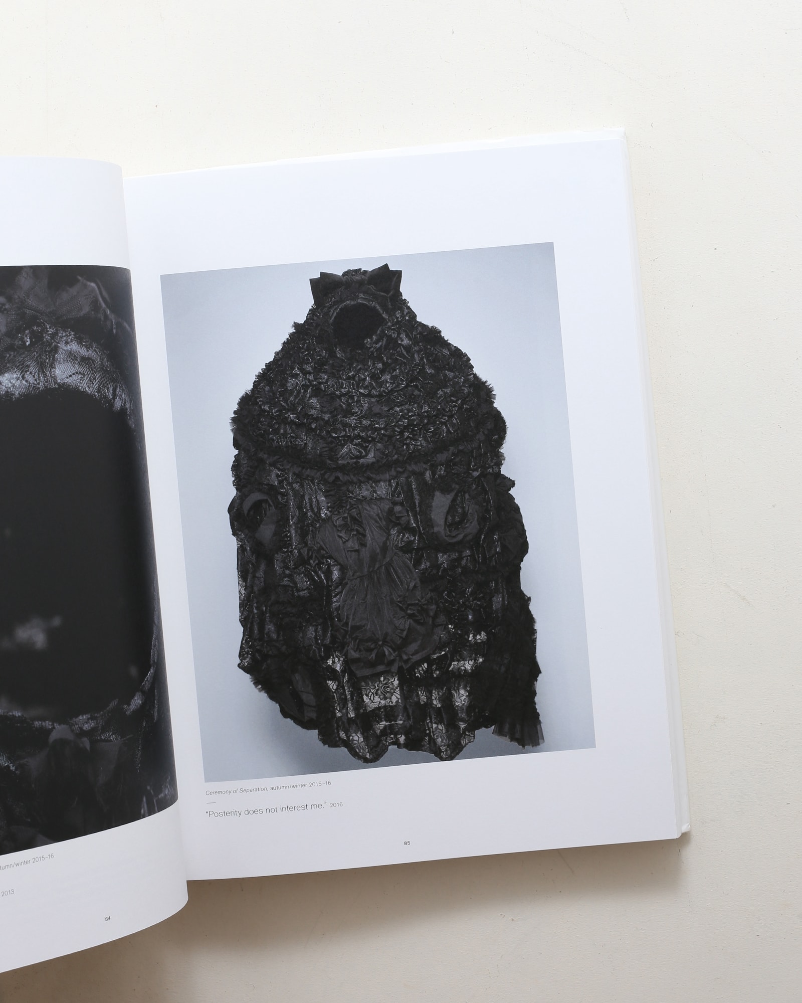 Rei Kawakubo／Comme des Garcons: Art of the In-Between | nostos