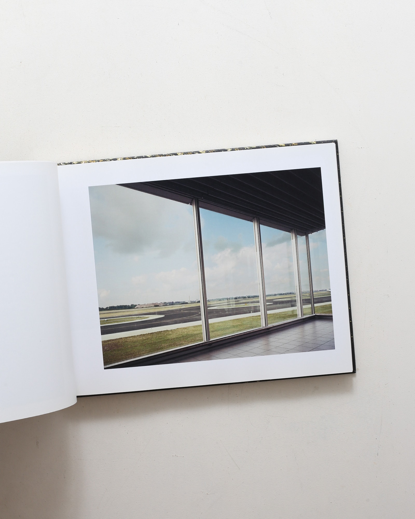 nsts-02233