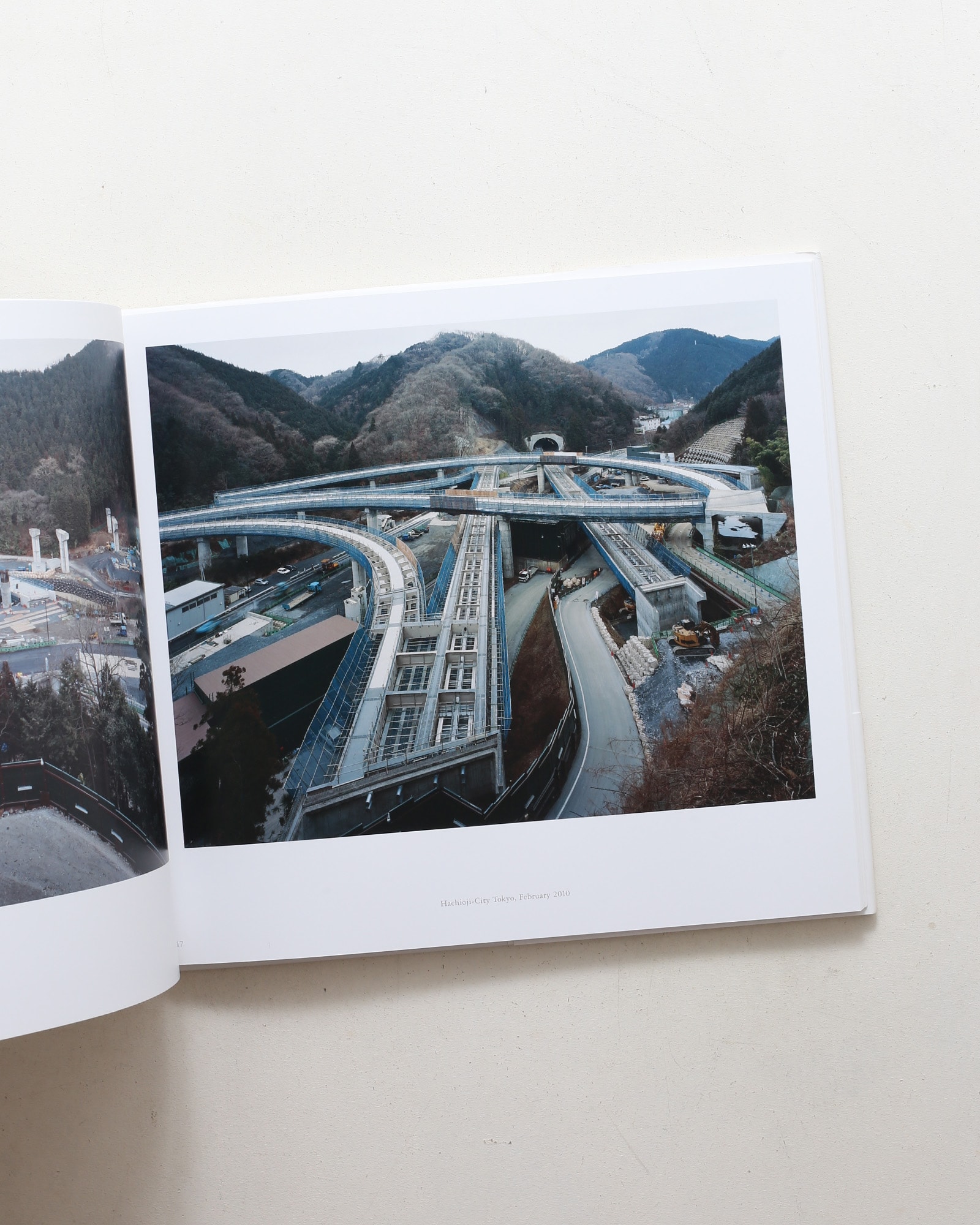 Babel Ordinary Landscapes | 広川泰士