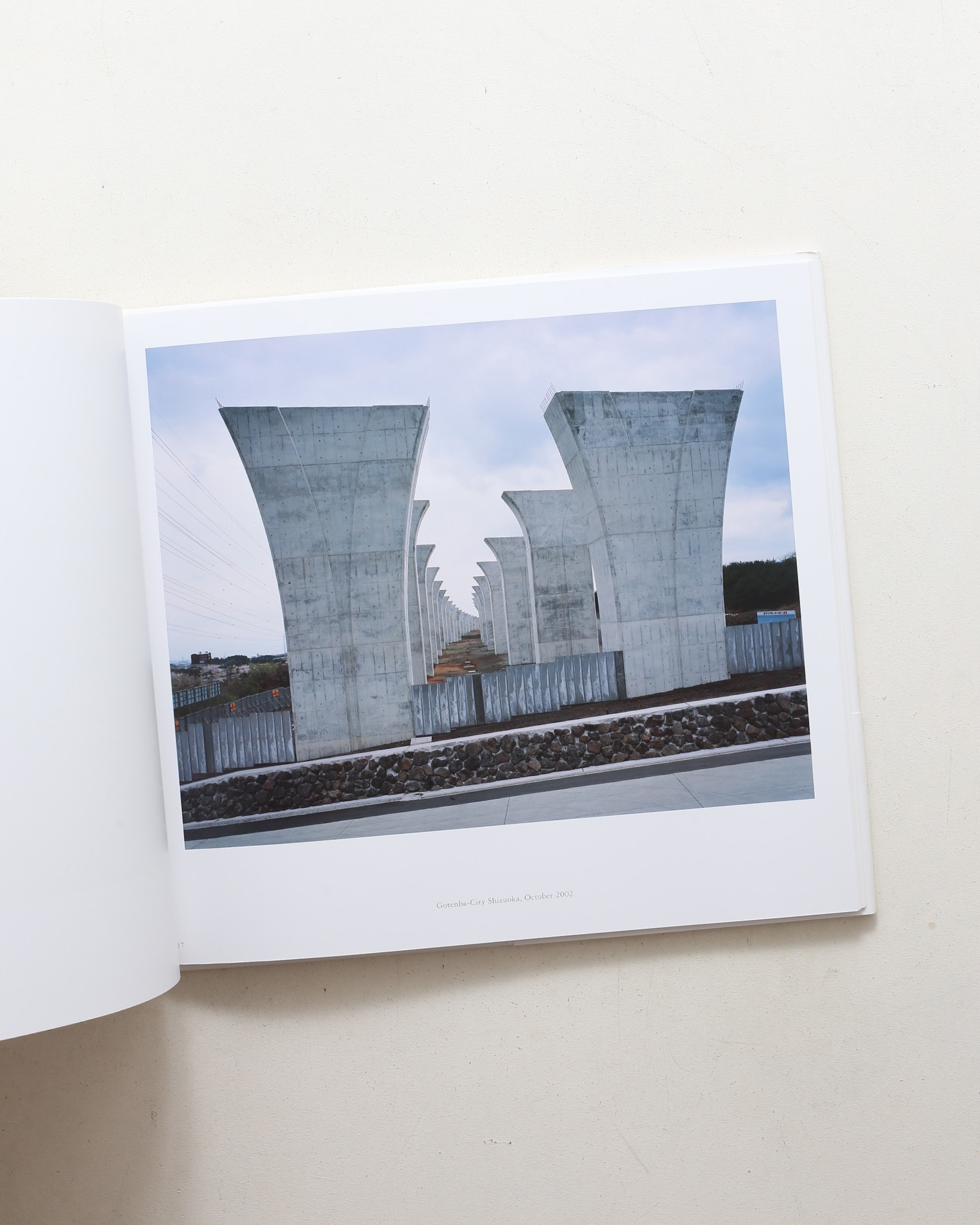 Babel Ordinary Landscapes | 広川泰士