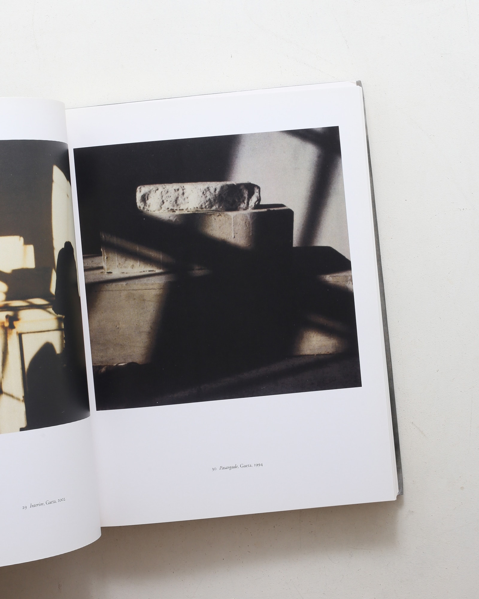 Cy Twombly: Photographs 1951-2007 | nostos books ノストスブックス