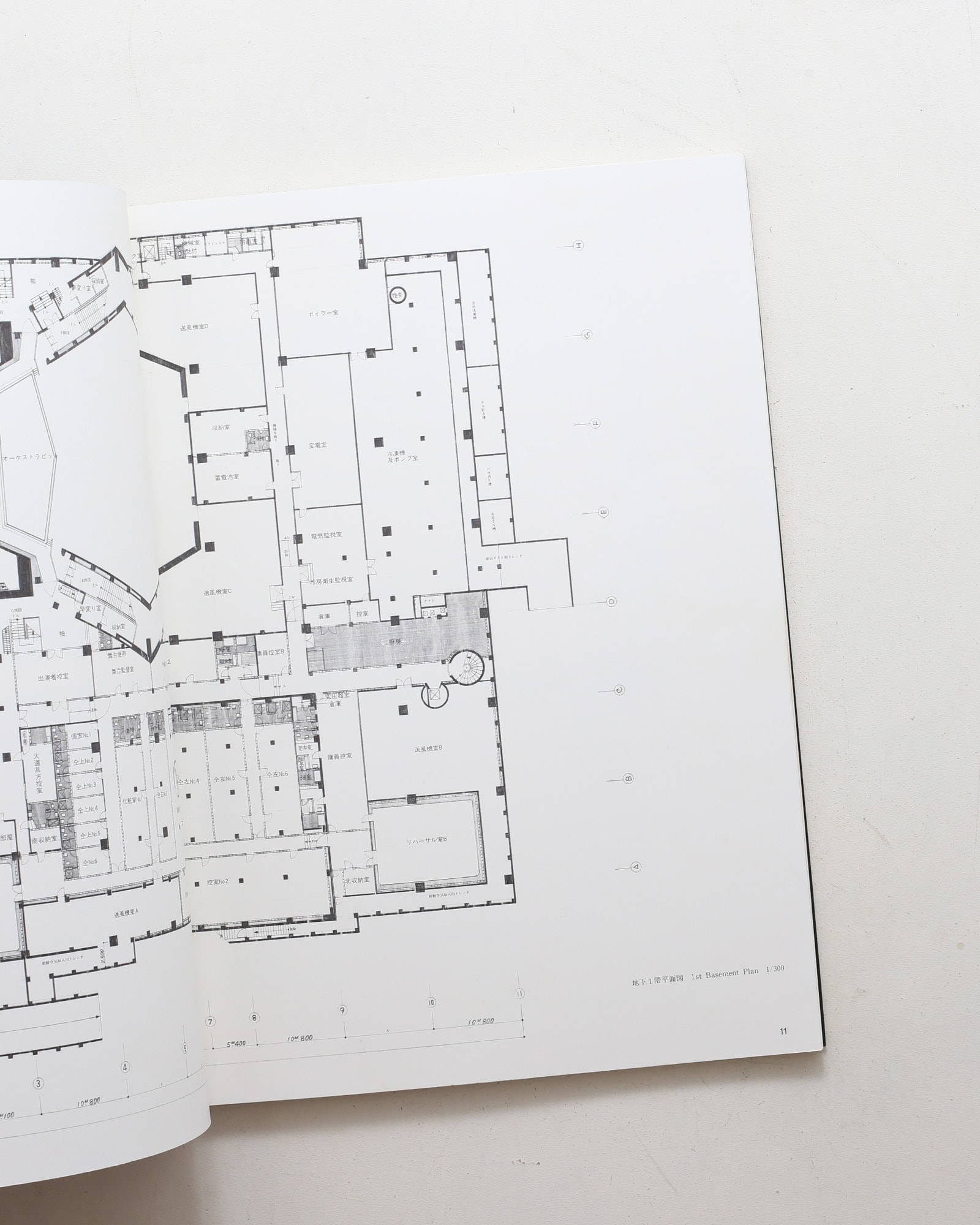 SPACE DRAWINGS 世界建築設計図集 6 前川國男：東京文化会館
