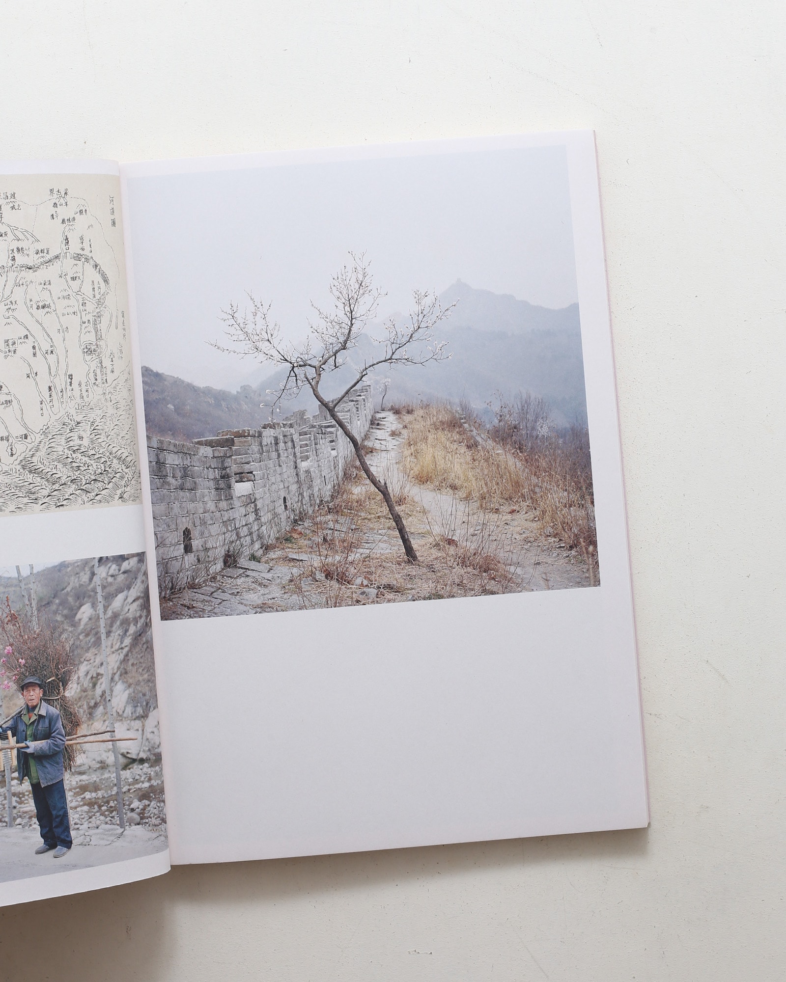 Xiaoxiao Xu: Watering My Horse by A Spring at the Foot of the Long Wall