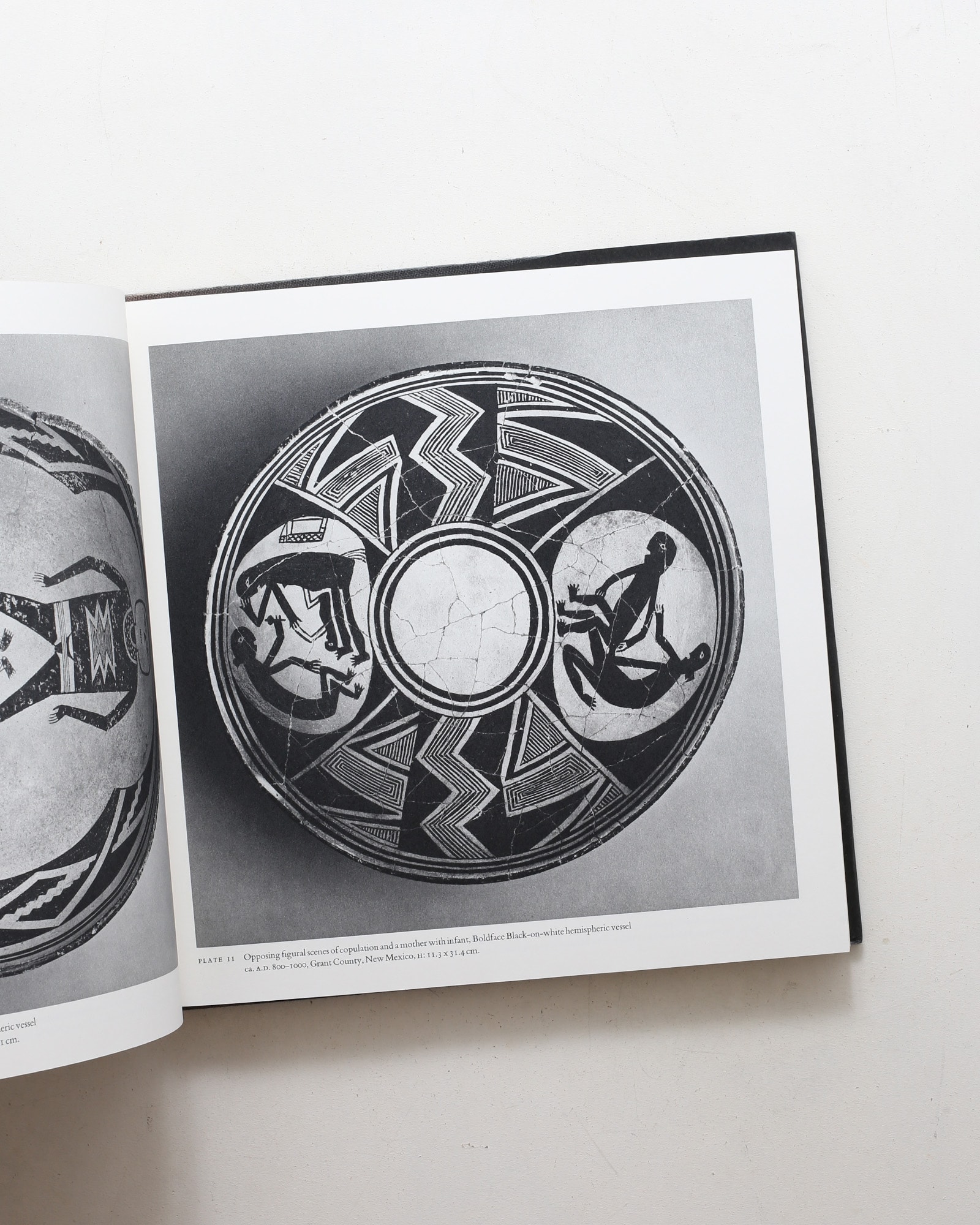 Within the Underworld Sky: Mimbres Ceramic Art in Context