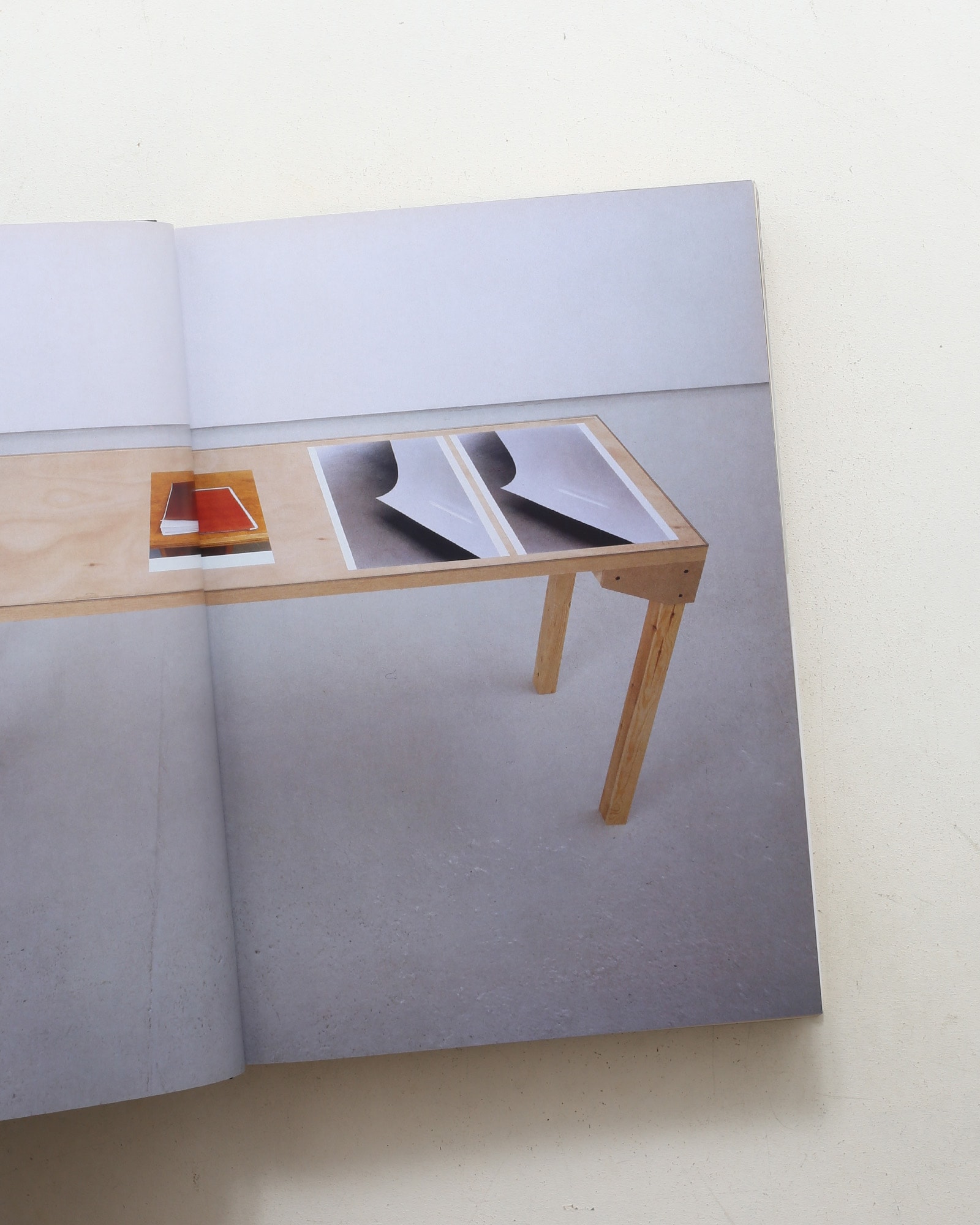 Manual | Wolfgang Tillmans