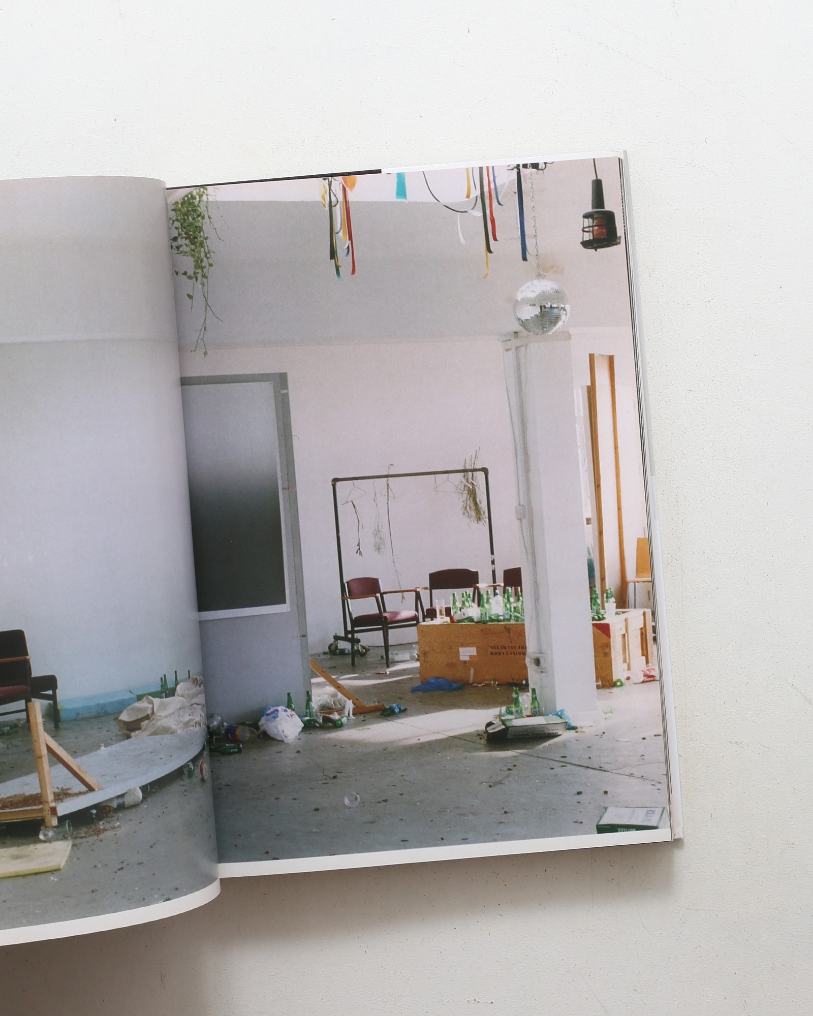 Manual | Wolfgang Tillmans