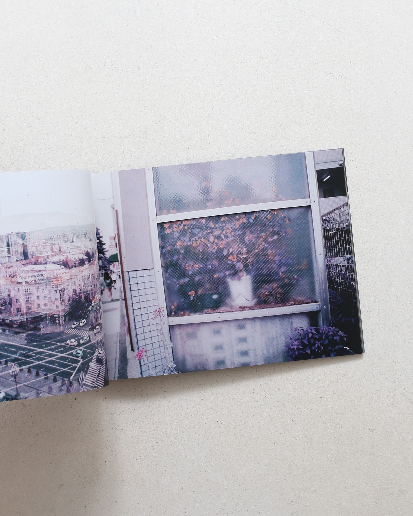 THE MUSIC BETWEEN US | 鈴木文彦