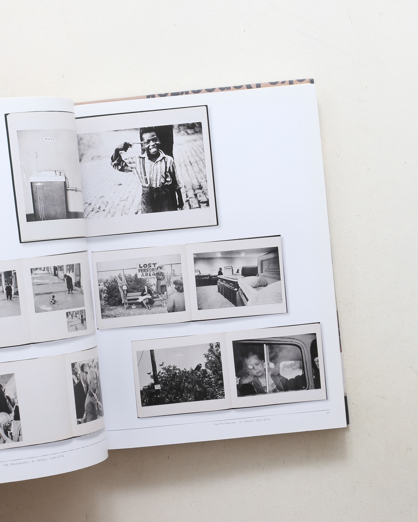 Magnum Photobook | Fred Ritchin