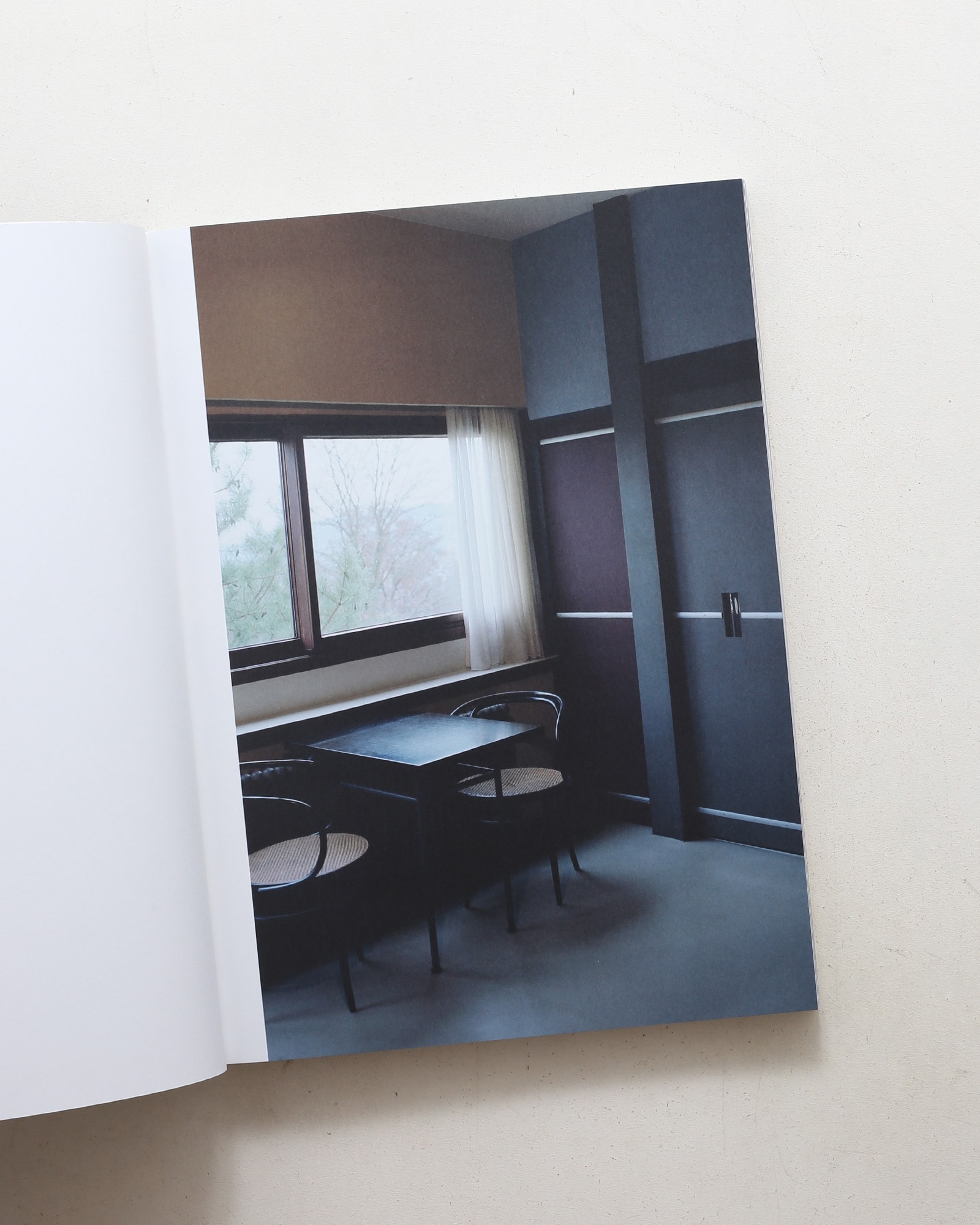 Looking Through: Le Corbusier Windows | Takashi Homma ホンマタカシ