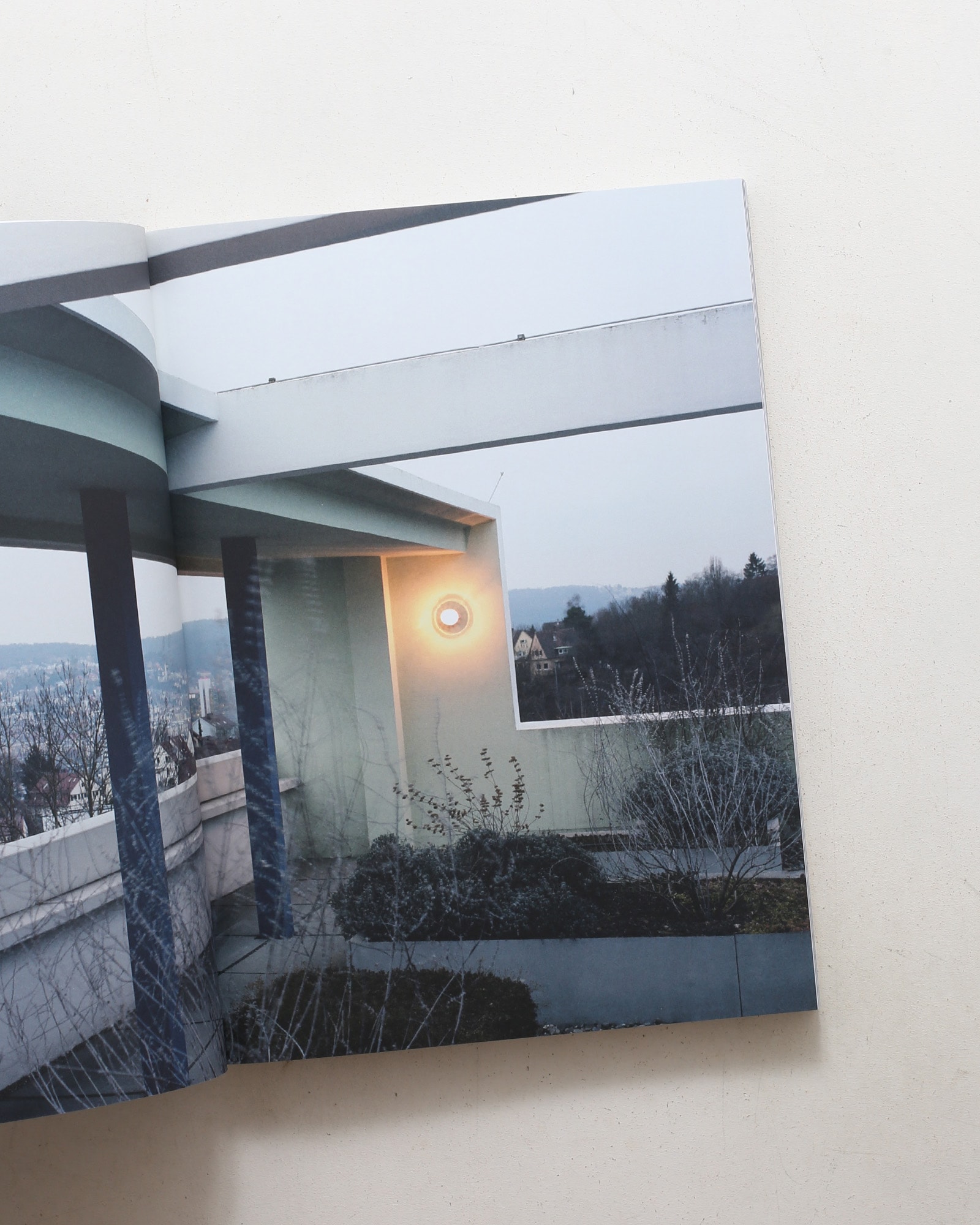 Looking Through: Le Corbusier Windows | Takashi Homma ホンマタカシ