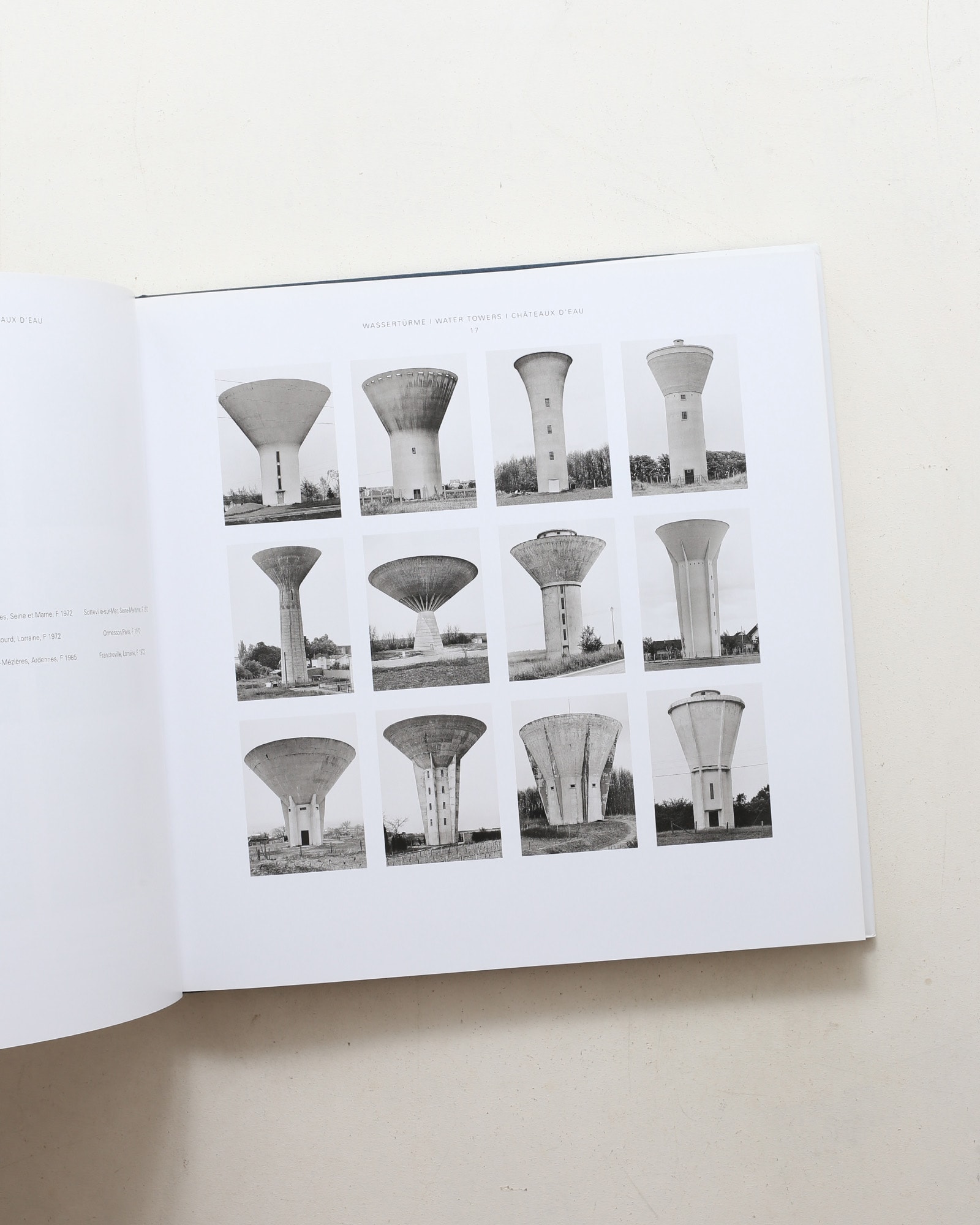Typologies of Industrial Buildings | Bernd Becher、Hilla Becher