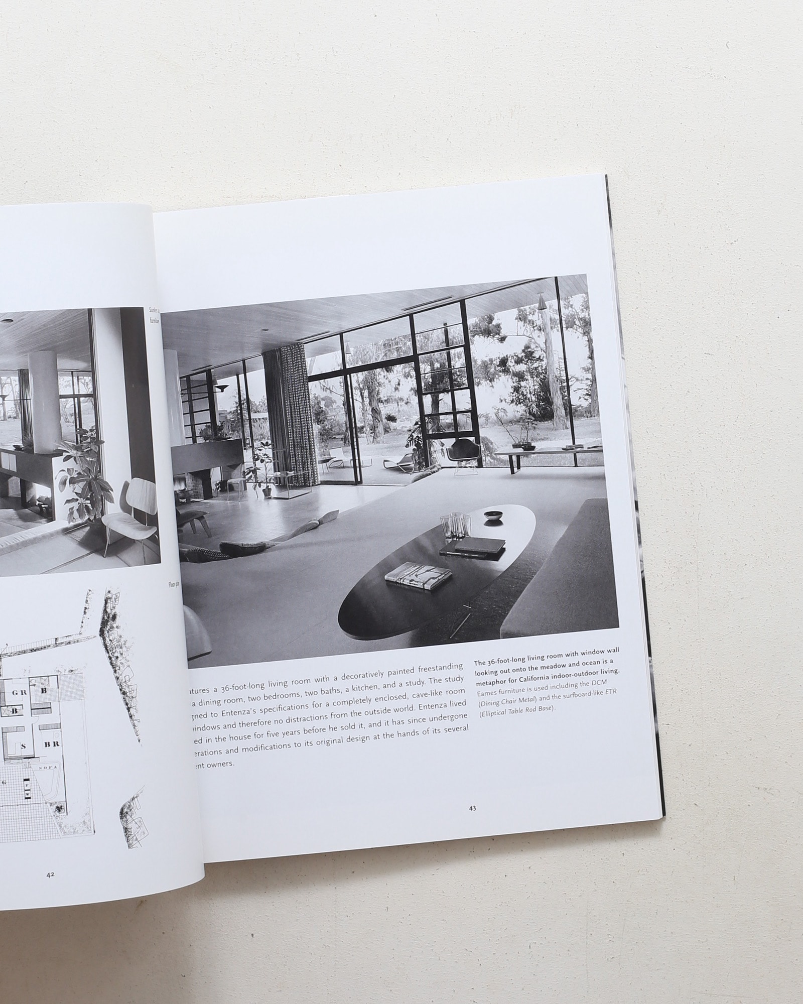 Charles ＆ Ray Eames: 1907-1978, 1912-1988 Pioneers of Mid-Century Modernism
