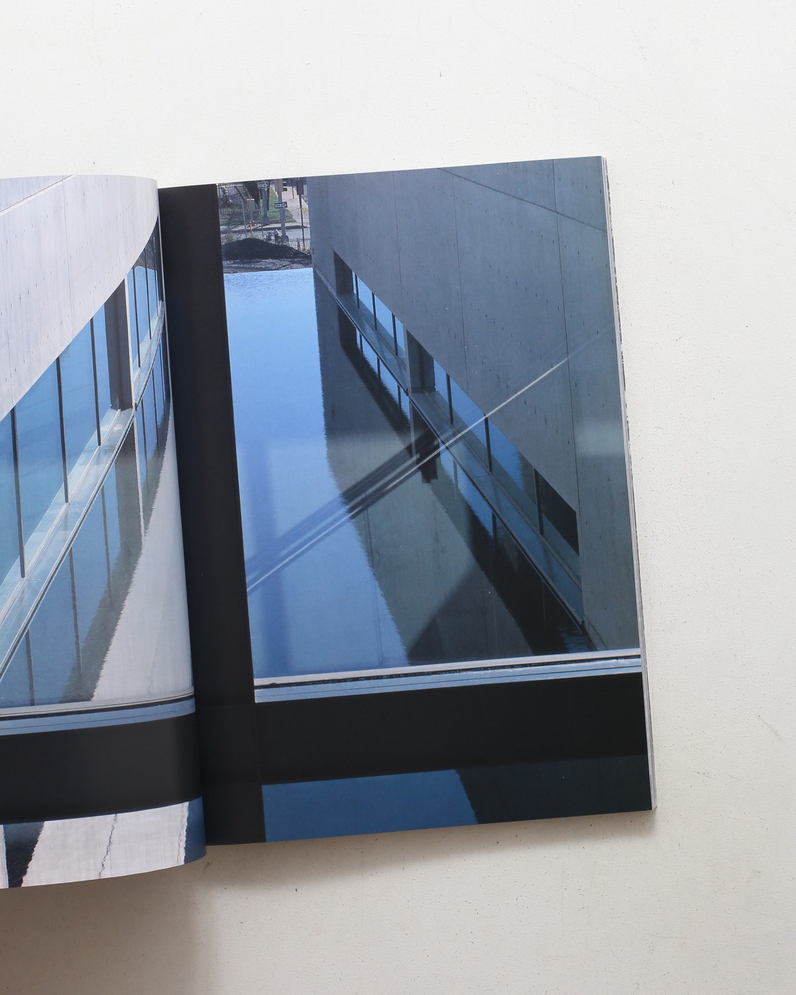 a+u 建築と都市 2002年3月号 No.378 安藤忠雄 インサイド・アウトサイド