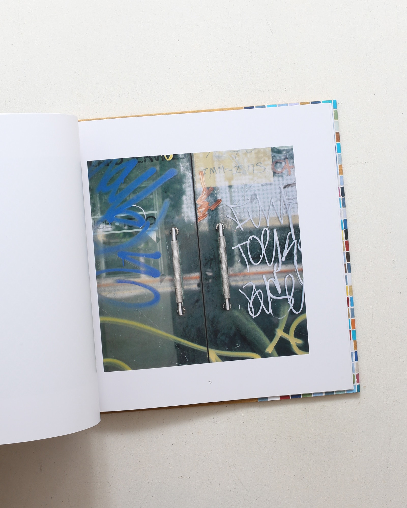 Waiting for Los Angeles | Anthony Hernandez