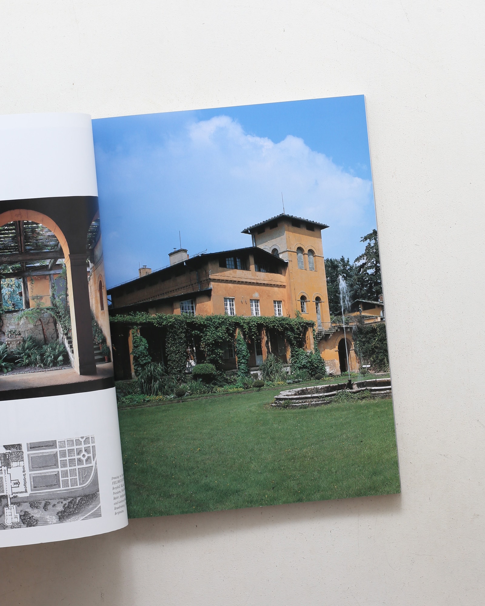 a+u 建築と都市 2016年8月号 No.551 ベルリン 建築と都市のコンテクスト