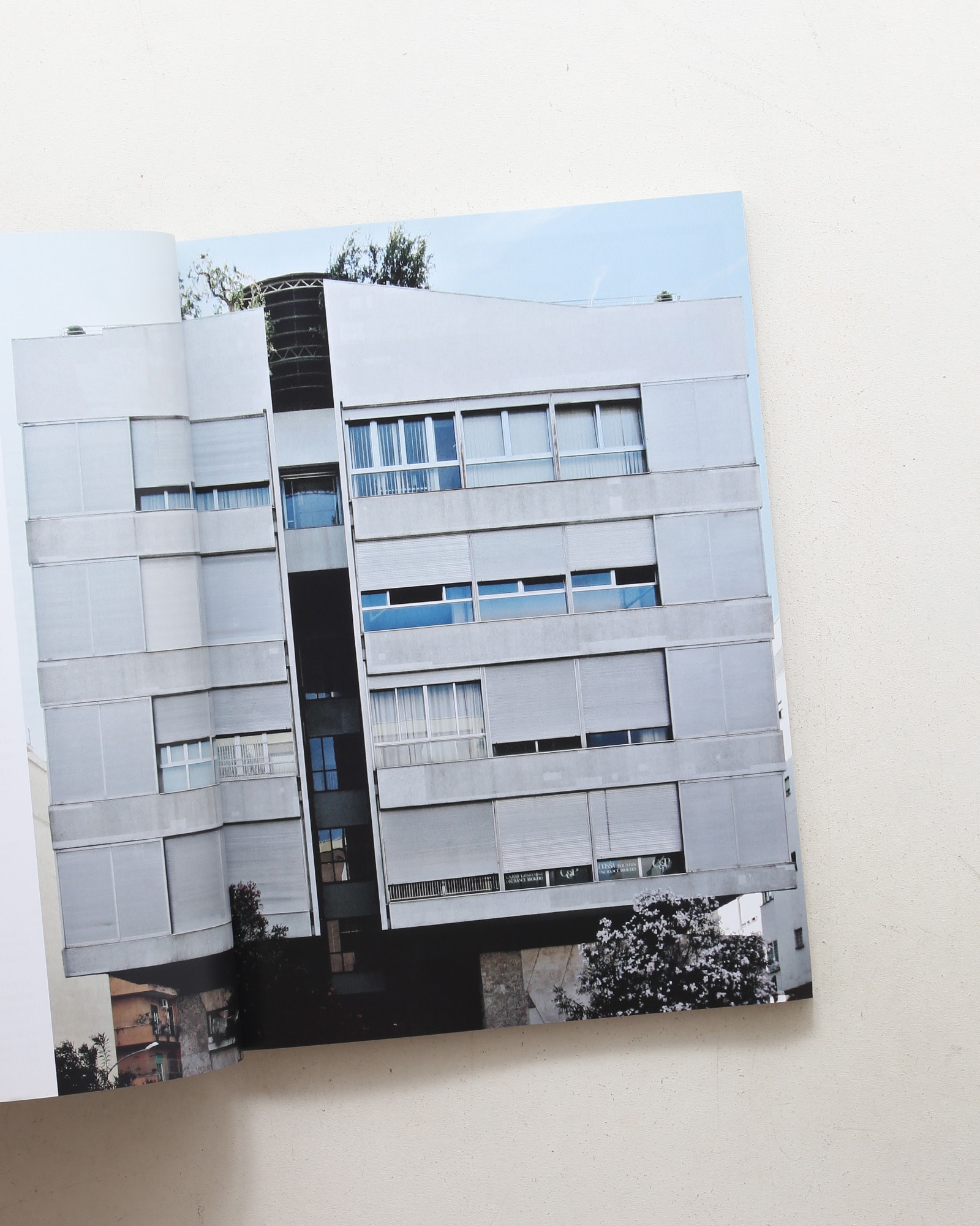 a+u 建築と都市 2017年11月号 No.566 ヨーロッパ建築 1945～1970年 モダニズムとコンテクストの統合