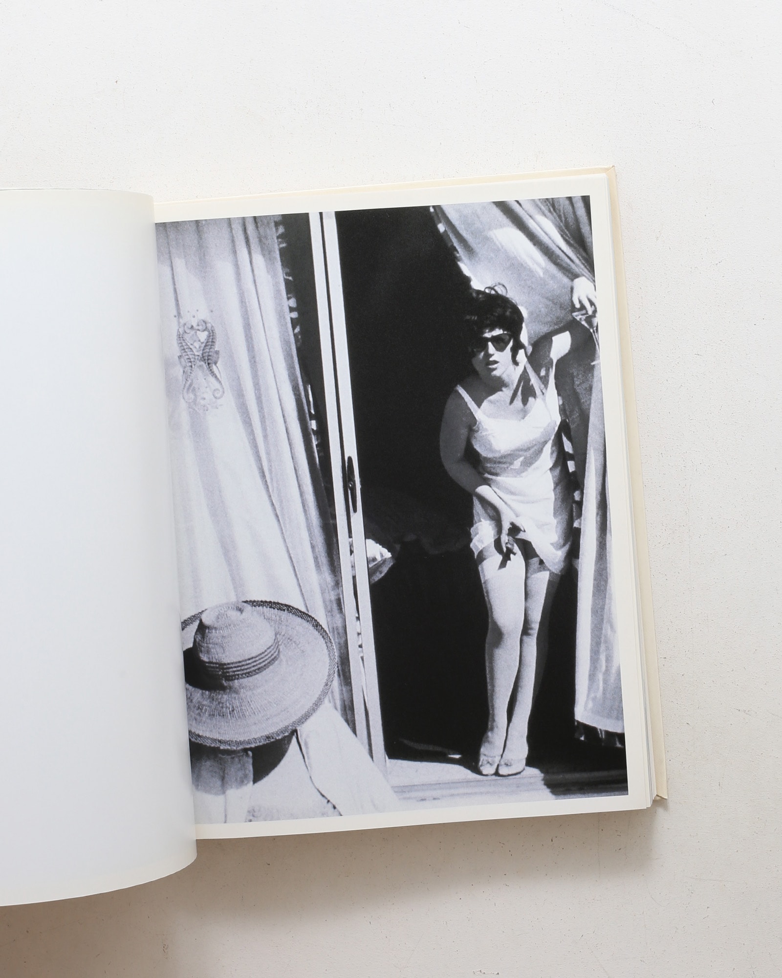 I am a Camera: The Saatchi Gallery