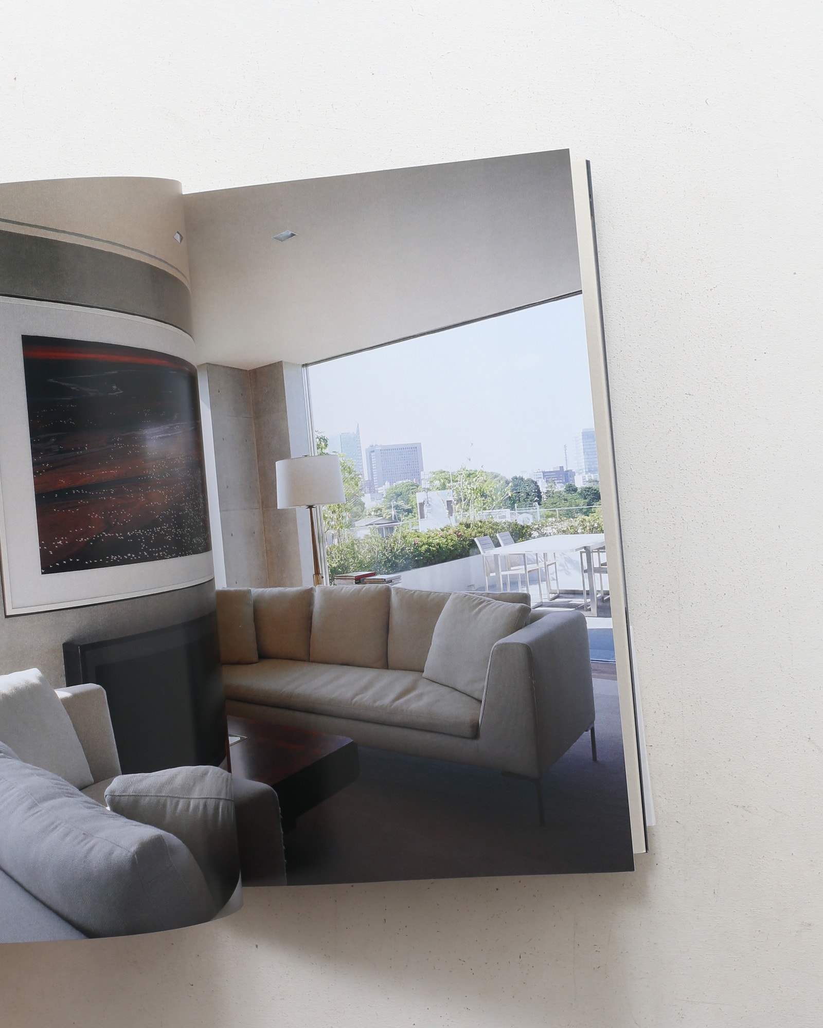 View of an Indigo House | 関洋