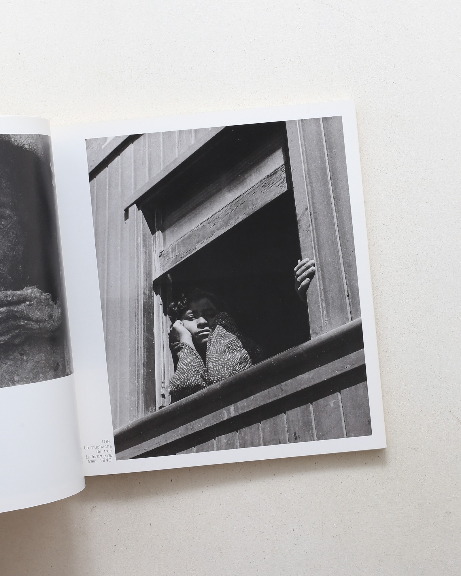 Manuel Alvarez Bravo: 303 photographies, 1920-1986
