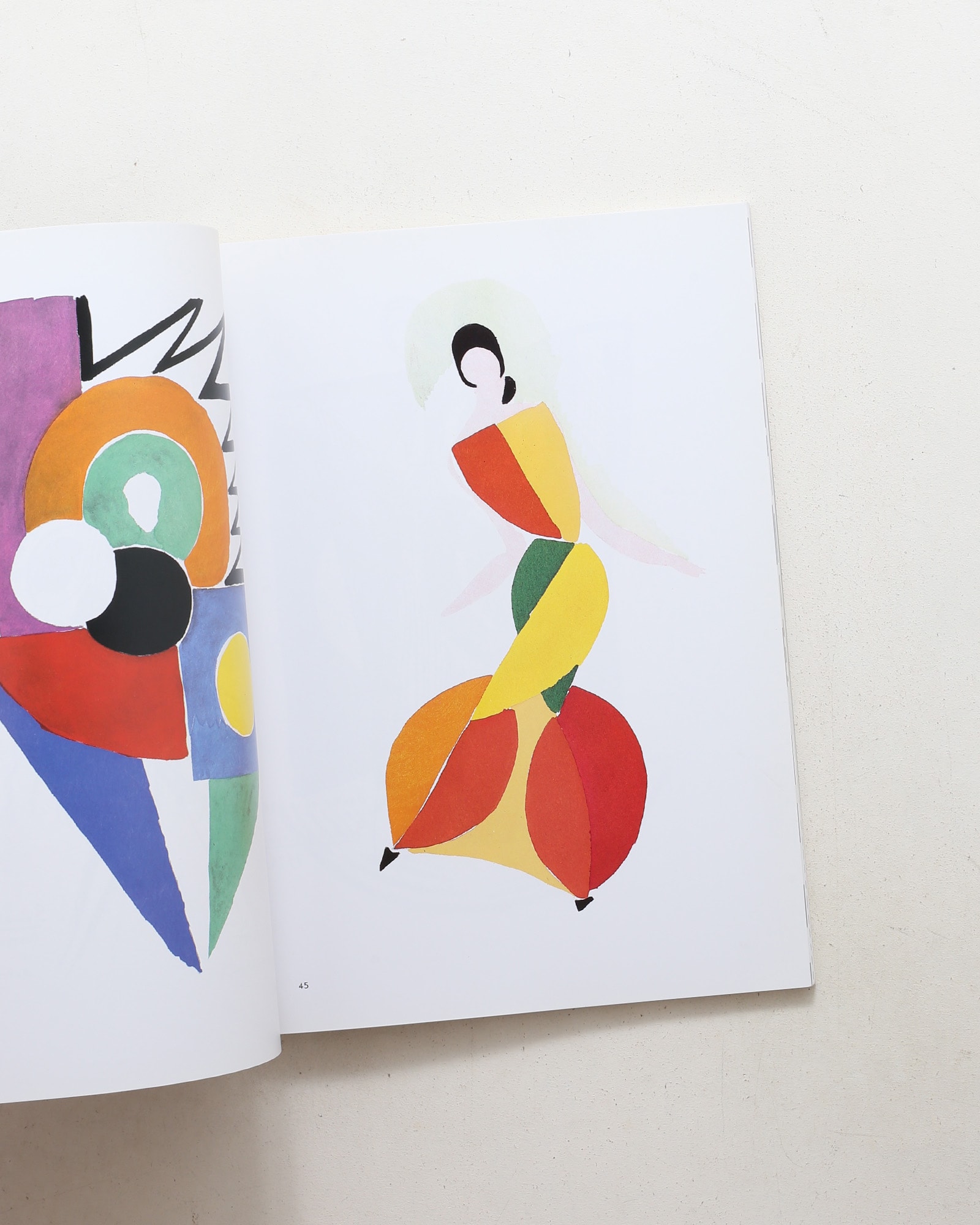 Sonia Delaunay: Art into Fashion